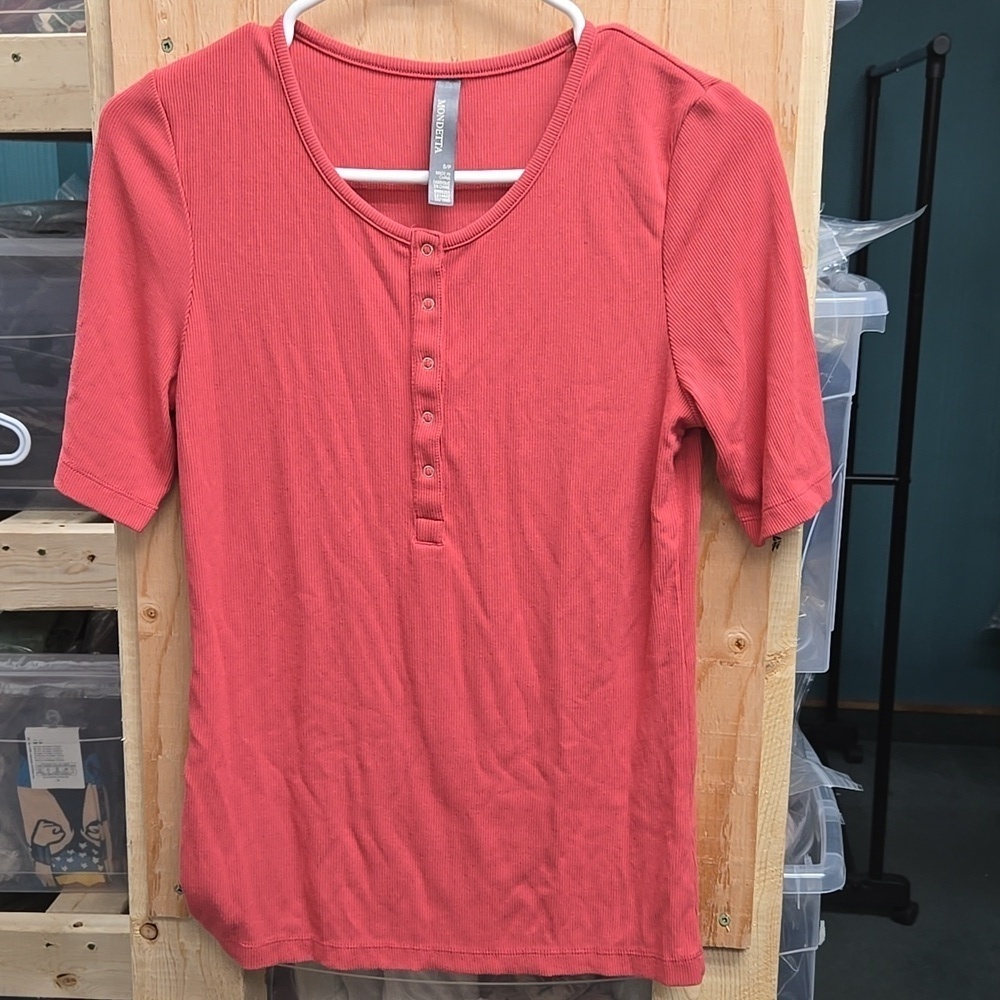 Mondetta Size S Salmon Pink Ribbed Short Sleeve Henley